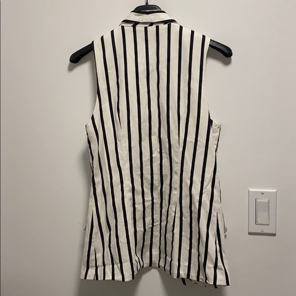 Top - Picture 4 of 7